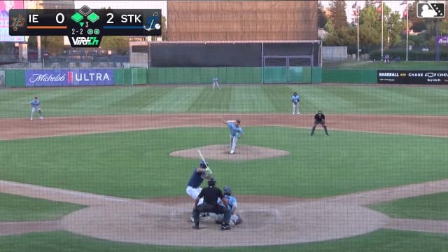 Gavin Turley singles on a sharp line drive to center fielder Korbyn Dickerson. Bryan Andrade scores. Owen Carapellotti to 2nd.