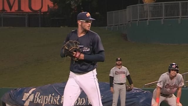 Brody Hopkins fan nine and allows one run over seven