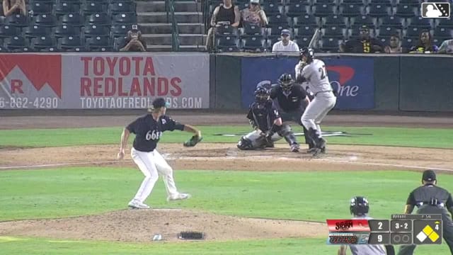 Truitt Madonna doubles (21) on a sharp fly ball to left fielder Hayden Yost. Jorge Quintana scores. Joe Tiroly scores.