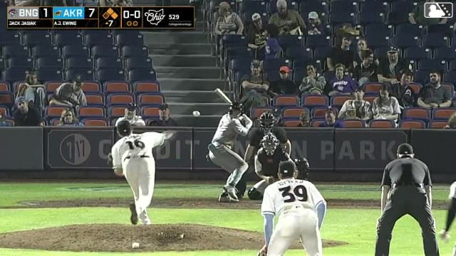 A.J. Ewing singles on a line drive to right fielder Alfonsin Rosario. Kevin Parada scores. Nick Lorusso to 3rd.