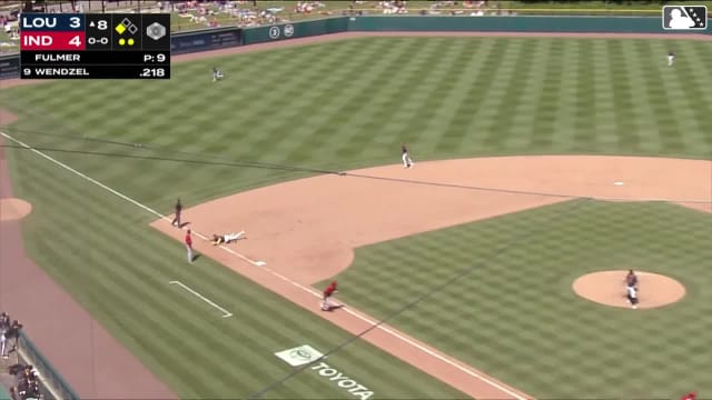Liover Peguero's nice diving stop