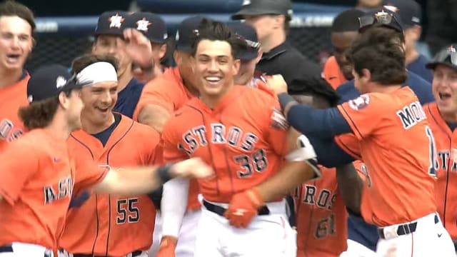 Astros walk it off on a fielders choice