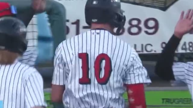 JD Dix's first multihomer game