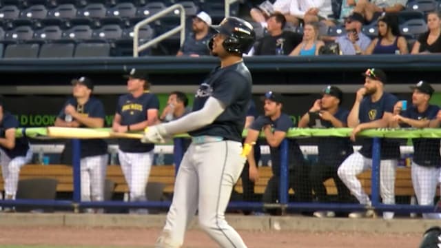 Xavier Isaac's two homer, seven-RBI night