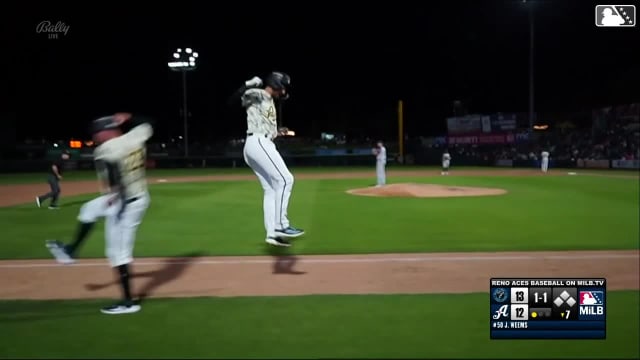 Jordan Lawlar hits his ninth home run 