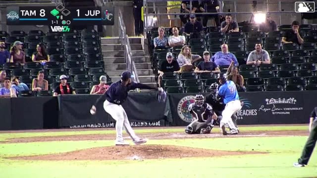 Luis Arana singles on a soft ground ball to pitcher Jordarlin Mendoza, deflected by third baseman Anthony Potestio. Angel Brachi scores.