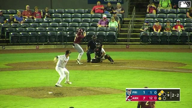 Dylan Dreiling singles on a line drive to left fielder Bill Knight. Max Wagner scores. Frainyer Chavez to 3rd.