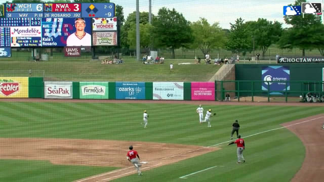 Jac Caglianone's over-the-shoulder catch