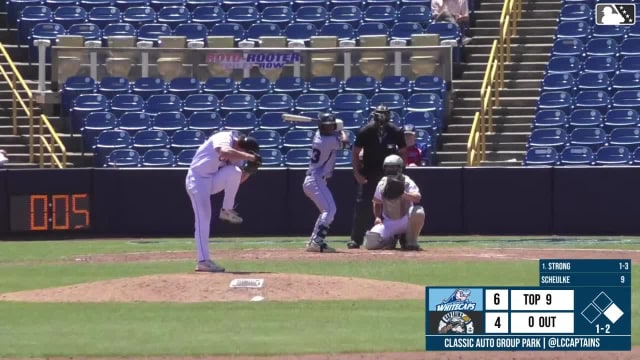 Jackson Strong homers (6) on a line drive to right field. Woody Hadeen scores.