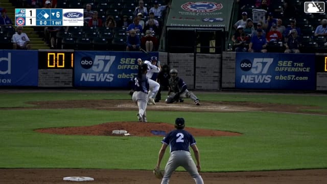 Josiah Hartshorn homers (14) on a fly ball to left center field. Jose Escobar scores.