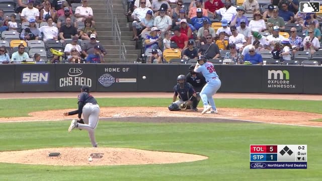 Kala'i Rosario homers (6) on a fly ball to left field.