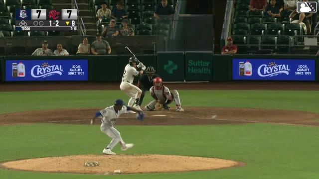Emiliano Teodo Swinging Strike to Thomas Gavello