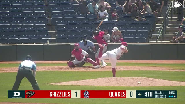 Ashly Andujar doubles (1) on a line drive to center fielder Hayden Alvarez. Tanner Thach scores. Ashly Andujar to 3rd.