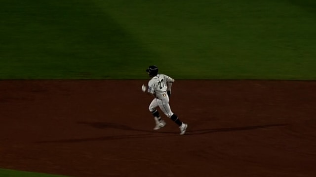 Eduardo Tait's three-hit performance