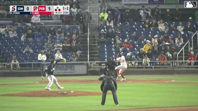 Franklin Arias doubles (17) on a fly ball to center fielder Jace Avina. Matt Fraizer scores. Miguel Bleis scores.
