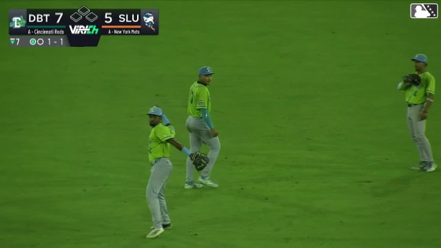 Esmith Pineda makes a sliding backhanded grab
