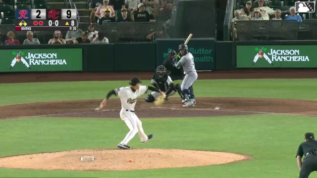 Michael Arroyo singles on a ground ball to right fielder Bo Davidson. Willie MacIver scores. Victor Labrada to 2nd.