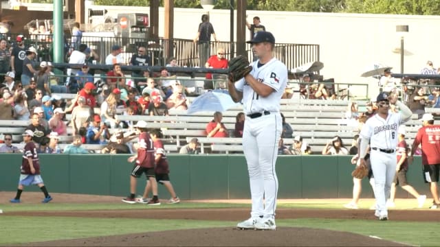 Robby Snelling strikes out seven in six innings