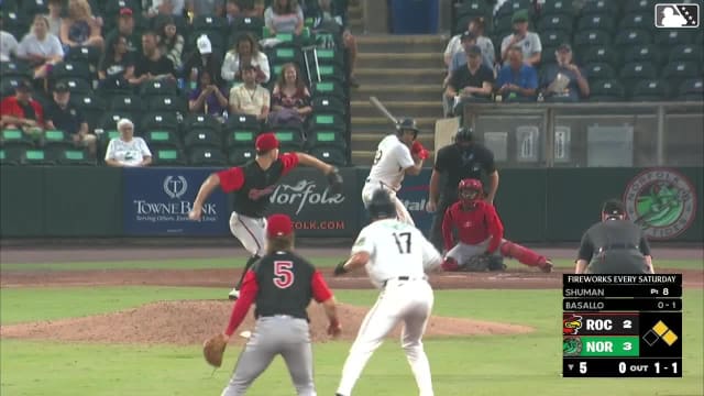 Samuel Basallo's three-run home run