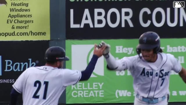Tai Peete's two-run home run