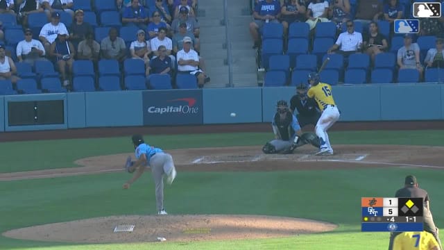 Kellon Lindsey singles on a fly ball to left fielder Brayden Corn. Javier Herrera scores.