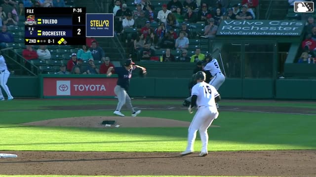 Dylan File In play, run(s) to Seaver King