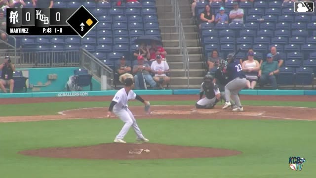 Franklin Primera homers (2) on a fly ball to left center field. Henry Godbout scores.