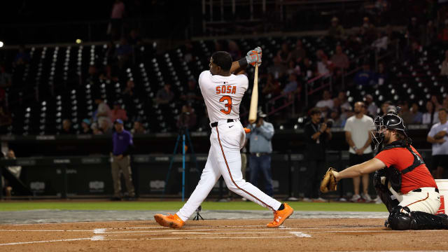 Thomas Sosa hits three homers in Fall League HR Derby