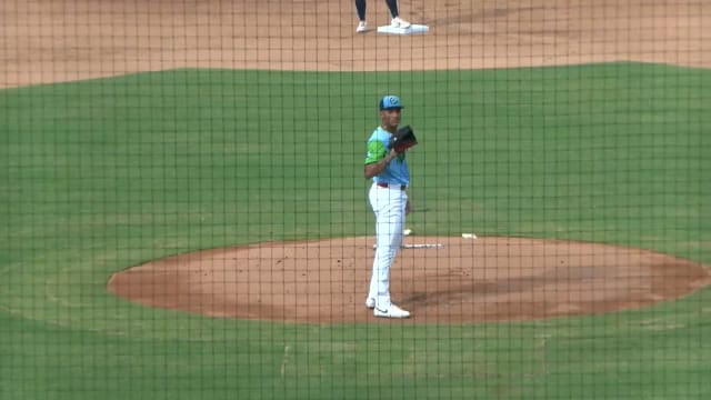 Brandon Clarke tops 100 mph on the mound