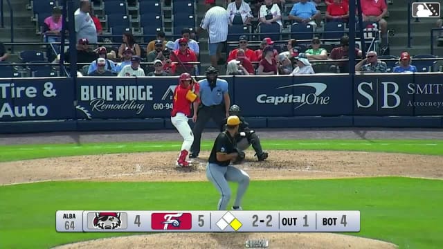 Bryan Rincon homers (25) on a line drive to right field. Luis Caicuto scores.
