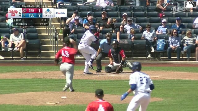 Zyhir Hope homers (3) on a line drive to left field. Kyle Nevin scores.