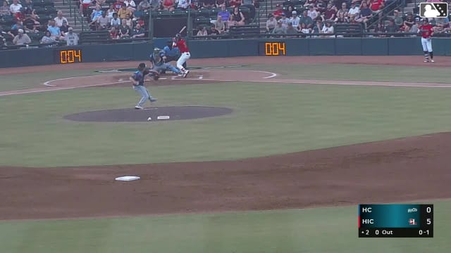 Yolfran Castillo homers (3) on a fly ball to left center field. Sebastian Baquera scores.