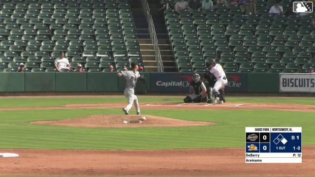 Jadher Areinamo homers (10) on a fly ball to right center field. Brayden Taylor scores.
