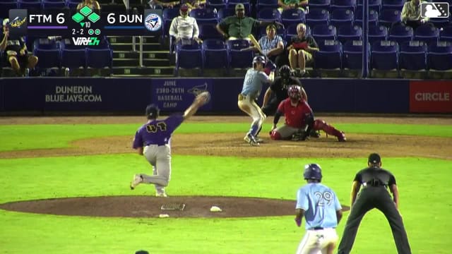 Blaine Bullard singles on a line drive to right fielder Byron Chourio. Juan Sanchez scores. Yorman Licourt to 3rd. Raimundo De Los Santos to 2nd.