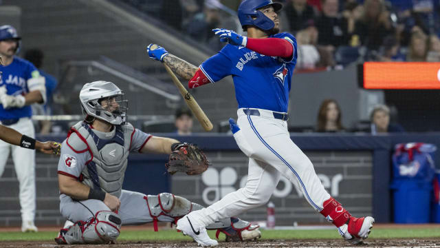 Yohendrick Pinango's first career hit