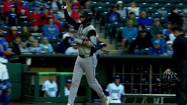 Charlie Condon hits two homers, tallies five RBIs