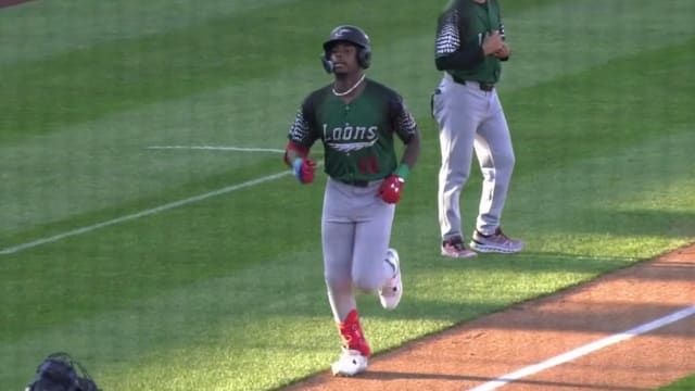 Josue De Paula collects three extra-base hits