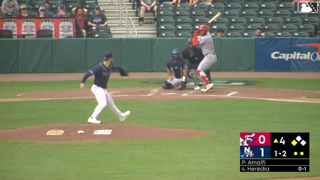 Raylin Heredia singles on a line drive to right fielder Eddie Micheletti Jr. Austin Murr scores.