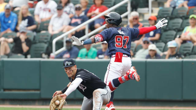 John Gil's infield single 