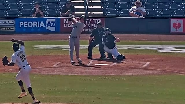 Yankees No. 1 prospect Dax Kilby's solo home run