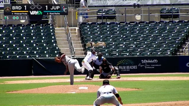 Starlyn Caba tallies three hits