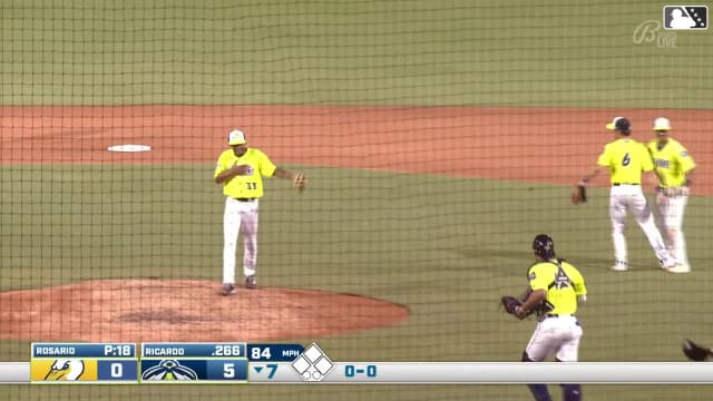 Jhon Reyes finishes off a combined no-hitter