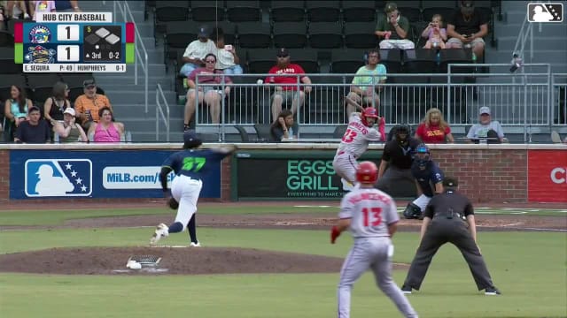 Nathan Humphreys singles on a line drive to center fielder Paxton Kling. Juan Villavicencio scores. Griffin Burkholder to 3rd.