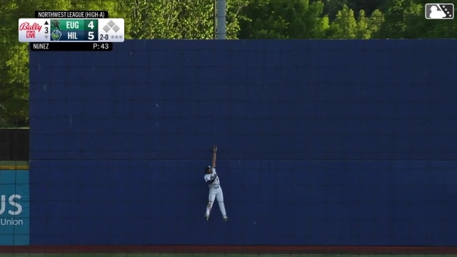 Druw Jones' home run robbery
