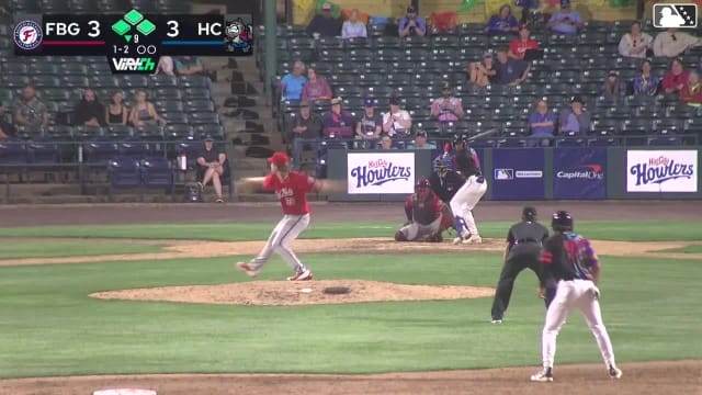 Dauri Fernandez singles on a line drive to right fielder Nick Peoples. Jonathan Martinez scores. Jose Pirela to 3rd. Luis De La Cruz to 2nd.