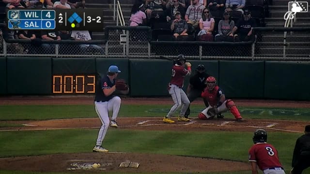 Leighton Finley In play, run(s) to Handelfry Encarnacion