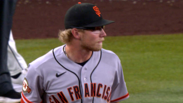 Jonah Cox's impressive diving play 