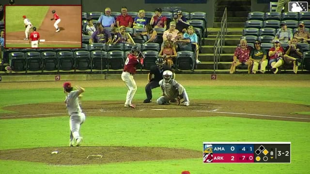 Boston Smith homers (3) on a fly ball to right field. Sammy Siani scores.