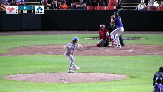 Vance Honeycutt doubles (3) on a sharp line drive to left fielder Carter Mathison. Colin Yeaman scores. Ryan Stafford scores. Ike Irish to 3rd.
