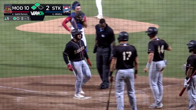 Jose Caguana homers twice in same inning